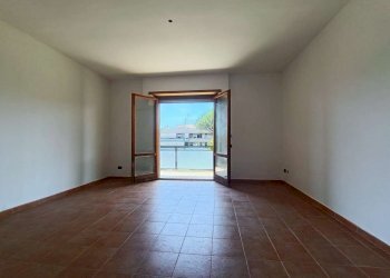 Camera da letto 10. - Bilocale viale Alessandro Ruspoli, Roma - foto 26