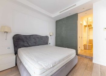 Camera da letto 11. - Attico via Silvestri, Roma - foto 25
