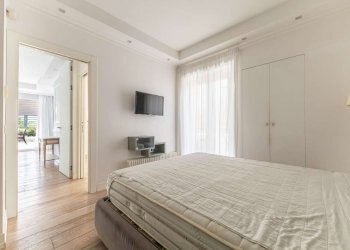 Camera da letto 12. - Attico via Silvestri, Roma - foto 26