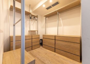 Cabina armadio - Attico via Silvestri, Roma - foto 27