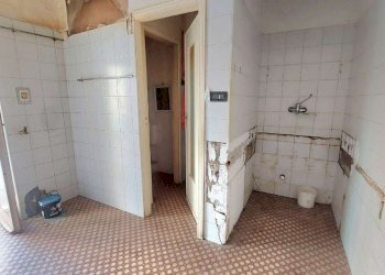 BAGNO - Negozio via DANTE DI NANNI, 105, Torino (zona San Paolo) - foto 18