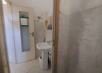 BAGNO - Negozio via DANTE DI NANNI, 105, Torino (zona San Paolo) - foto 19