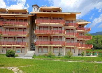 Facciata - Trilocale via Colle dell'Ortica, 27, Demonte - foto 4