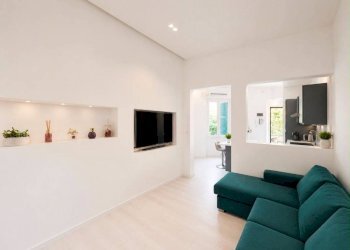 Salone - Appartamento via Redipuglia, 21, Genova (zona Quarto) - foto 3