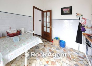 Cucina - Bilocale piazza Marconi, 9, Mombaruzzo - foto 8