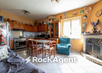 Cucina - Casa indipendente via per Gimigliano, 251, Catanzaro - foto 8
