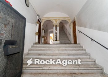 Interno palazzo - Bilocale via Serravalle, 42, Catania - foto 37