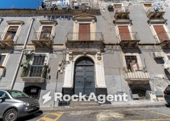 Facciata - Bilocale via Serravalle, 42, Catania - foto 34
