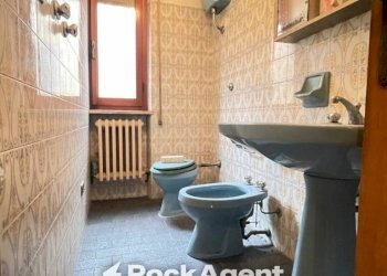 Bagno - Quadrilocale viale Piceno Aprutino, 120, Civitella del Tronto - foto 16