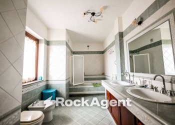 Bagno - Villa via Philadelphia, 17, Satriano - photo 23