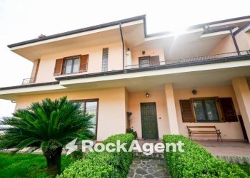 Facciata - Villa via Philadelphia, 17, Satriano - photo 35