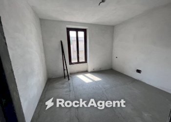 Camera da letto - Trilocale via Marconi, 47, Rivanazzano Terme - foto 8