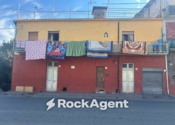 Facciata - Stabile - Palazzo via San Leonardo Zabatta, 15, Ottaviano - foto 3