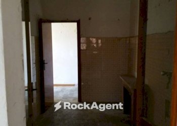 Magazzino - Three-room apartment via Trento e Trieste 6, Stio - photo 6