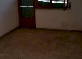 Stanza non arredata - Three-room apartment via Trento e Trieste 6, Stio - photo 8