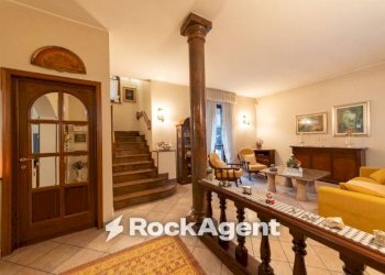 Salone - Villa via Vittorio Alfieri, 39, Cerro Maggiore - foto 4