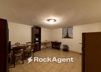 Cantina - Villa via Vittorio Alfieri, 39, Cerro Maggiore - foto 17