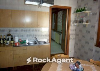 Cucina - Four-room apartment strada Provinciale 3 Tirrena, 88, Trecchina - photo 11