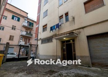 Cortile interno - Three-room apartment via Francesco Cilea, 38, Catanzaro - photo 37