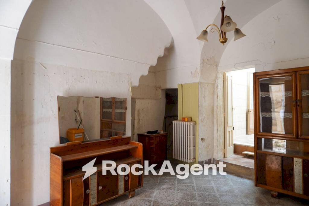 Stanza non arredata - Casa indipendente via Lelio Vincenti, Carpignano Salentino - foto 1