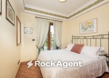 Camera da letto - Quadrilocale via di Marco Simone, 80, Guidonia Montecelio - foto 14