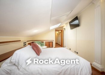 Camera da letto - Quadrilocale via di Marco Simone, 80, Guidonia Montecelio - foto 22