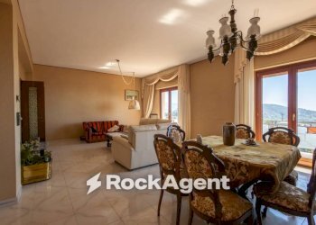 Salone - Quadrilocale via San Brunone di Colonia, 13, Catanzaro - foto 3