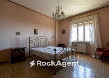 Camera da letto - Quadrilocale via San Brunone di Colonia, 13, Catanzaro - foto 20