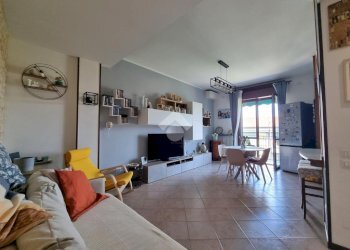 Trilocale Via Cesare Battisti, Carugate - foto 9