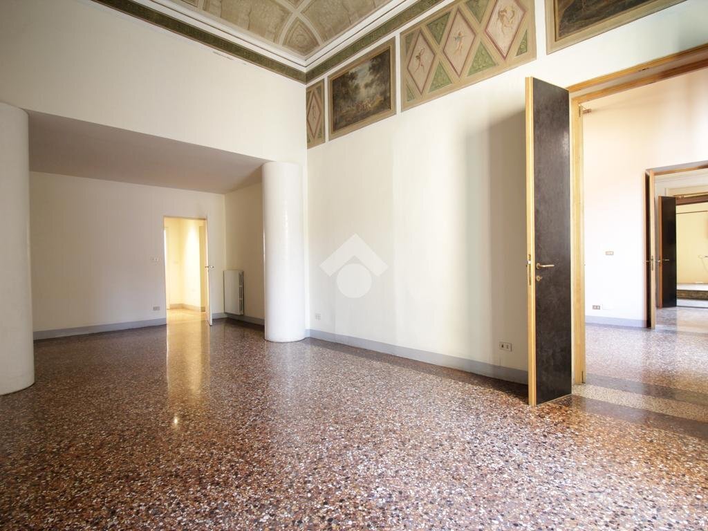 Ufficio Via San Vitale, Bologna (zona Centro Storico) - foto 1