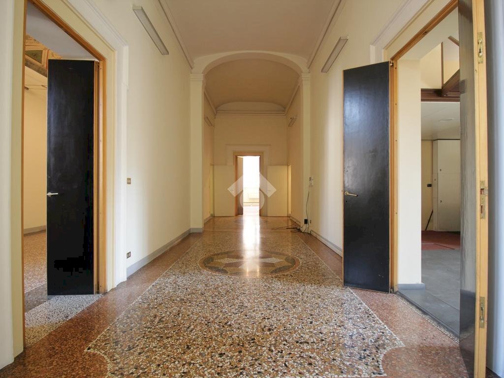 Ufficio Via San Vitale, Bologna (zona Centro Storico) - foto 3