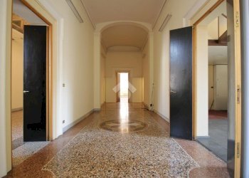 Ufficio Via San Vitale, Bologna (zona Centro Storico) - foto 3
