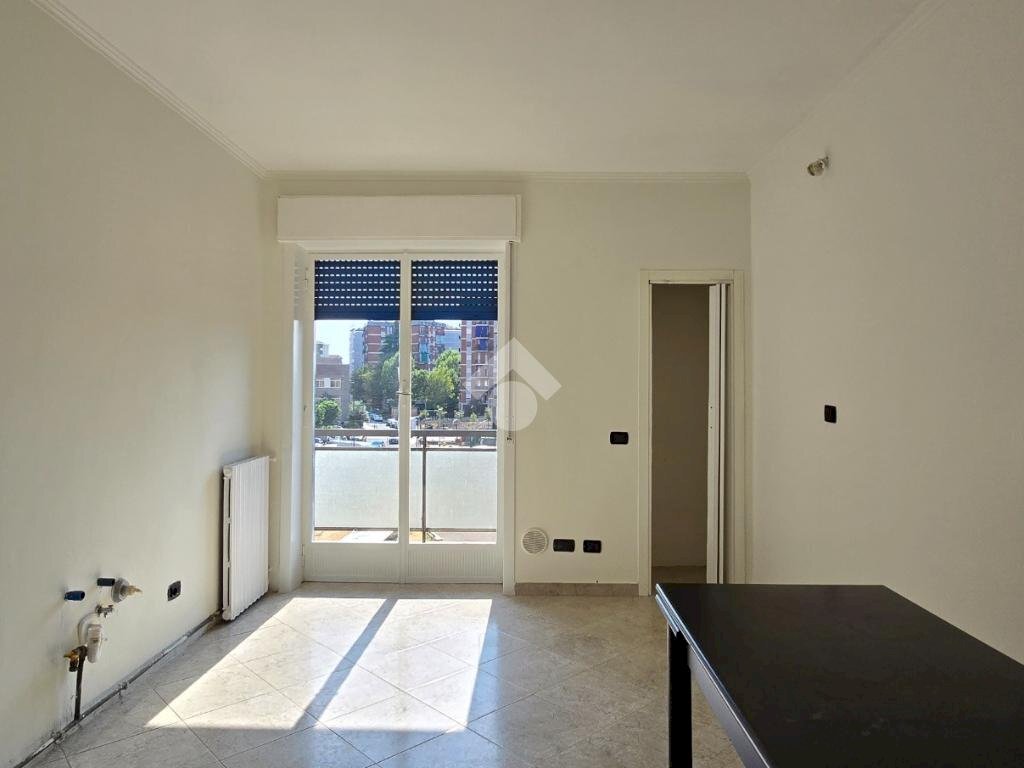 Two-room apartment Viale friuli, Cinisello Balsamo - photo 3