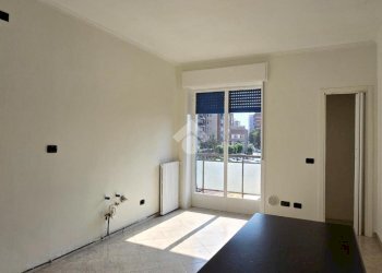 Two-room apartment Viale friuli, Cinisello Balsamo - photo 5