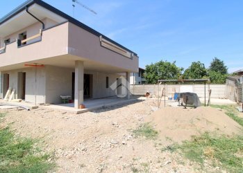 Four-room apartment Via C. B. Cavour, Nerviano - photo 6