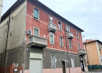 Two-room apartment Via delle Crociate, San Giuliano Milanese - photo 1