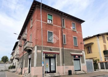 Two-room apartment Via delle Crociate, San Giuliano Milanese - photo 4