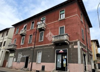 Two-room apartment Via delle Crociate, San Giuliano Milanese - photo 12