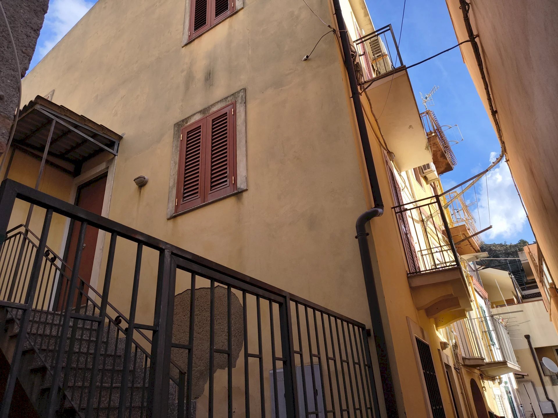 Townhouse Via Bottesco in, Messina - photo 2