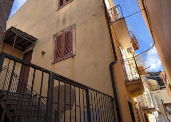Townhouse Via Bottesco in, Messina - photo 2