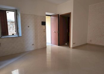 Townhouse Via Bottesco in, Messina - photo 10