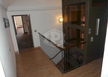 Trilocale Via Barberia, Bologna (zona Centro Storico) - foto 5