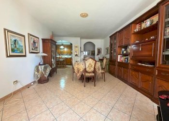 Four-room apartment Piazza Vittorio Veneto, Santhià - photo 3