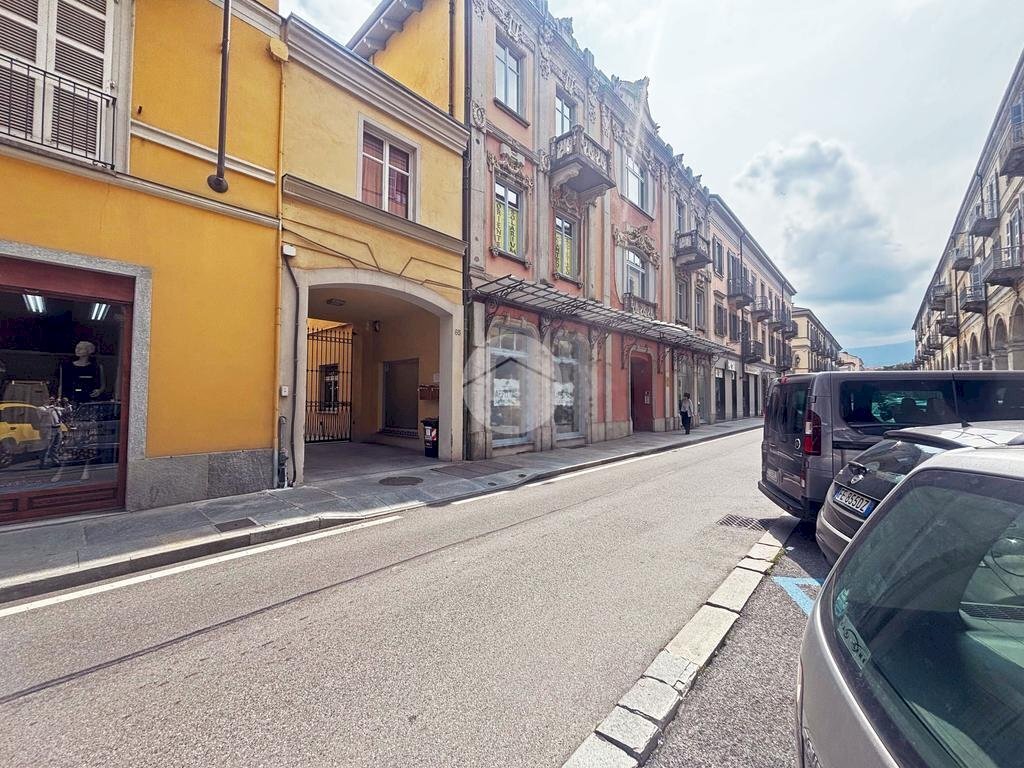 Shop Via Buniva, Pinerolo - photo 2