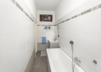 Three-room apartment Via alessandro manzoni, Collegno - photo 12