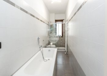 Three-room apartment Via alessandro manzoni, Collegno - photo 13