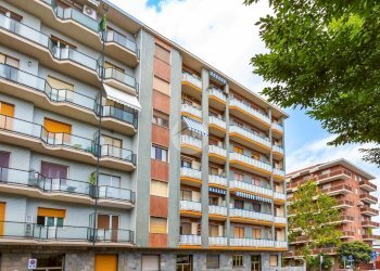 Three-room apartment Via alessandro manzoni, Collegno - photo 24