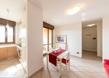 Three-room apartment Via Ettore Ricci, 1, Massa Lombarda - photo 9
