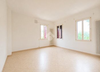 Three-room apartment Via Mazzoni, Anzola dell'Emilia - photo 4