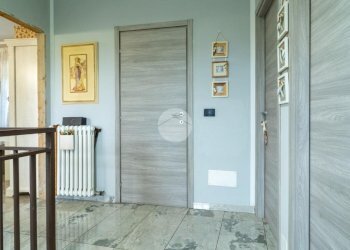 Semi-detached house Via statale, Chivasso - photo 16